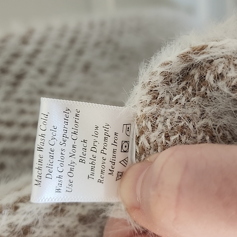 Pink Lily Cream and Brown Fuzzy Herringbone  Cardigan - Picture 4 of 7